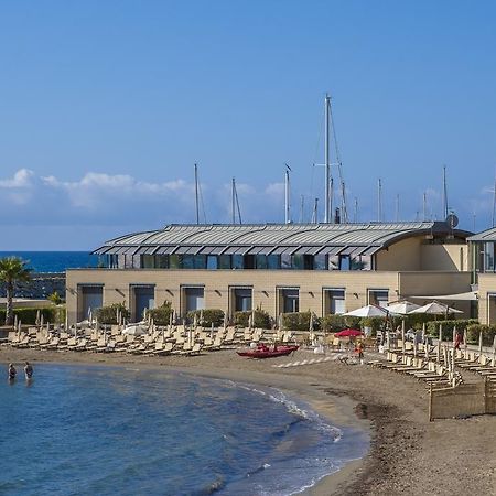 Hotel Riviera Dei Fiori San Lorenzo al Mare Eksteriør billede