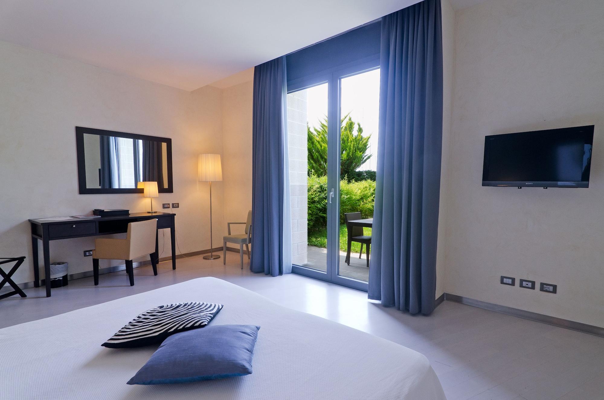 Hotel Riviera Dei Fiori San Lorenzo al Mare Eksteriør billede