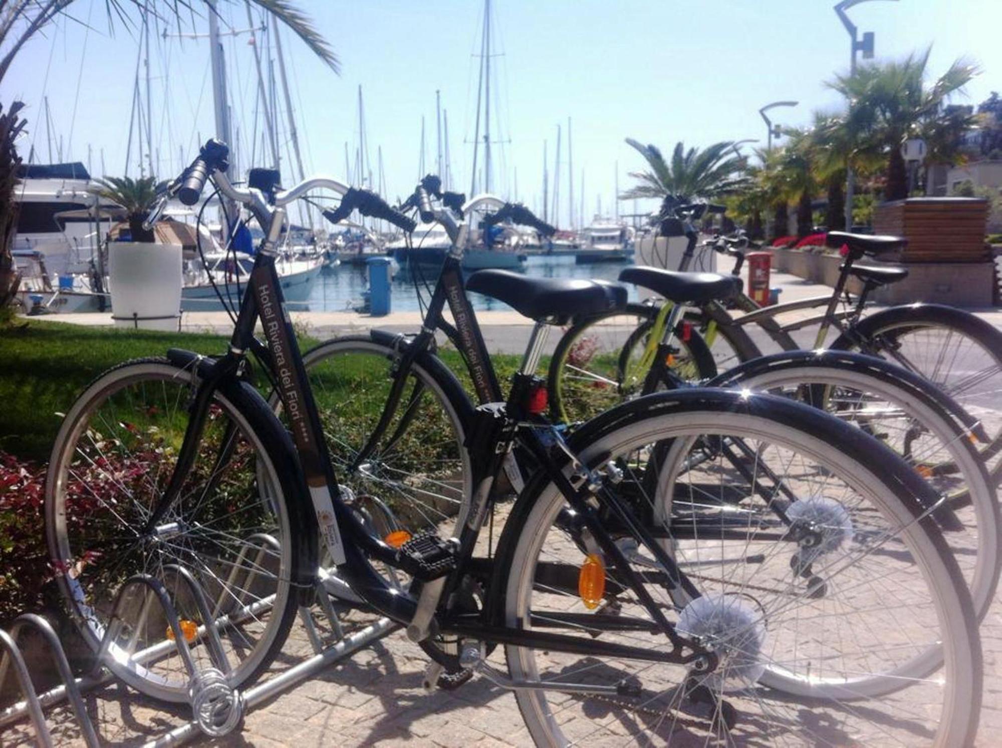 Hotel Riviera Dei Fiori San Lorenzo al Mare Eksteriør billede